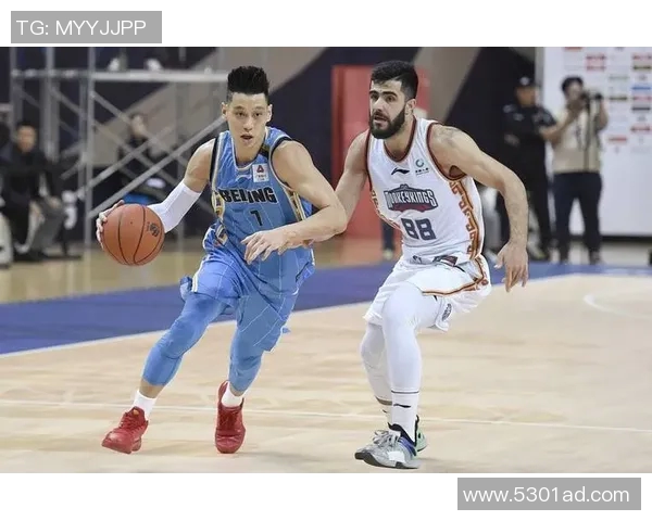 羽毛球的追梦旅程：黄军与运动人生的深度对话